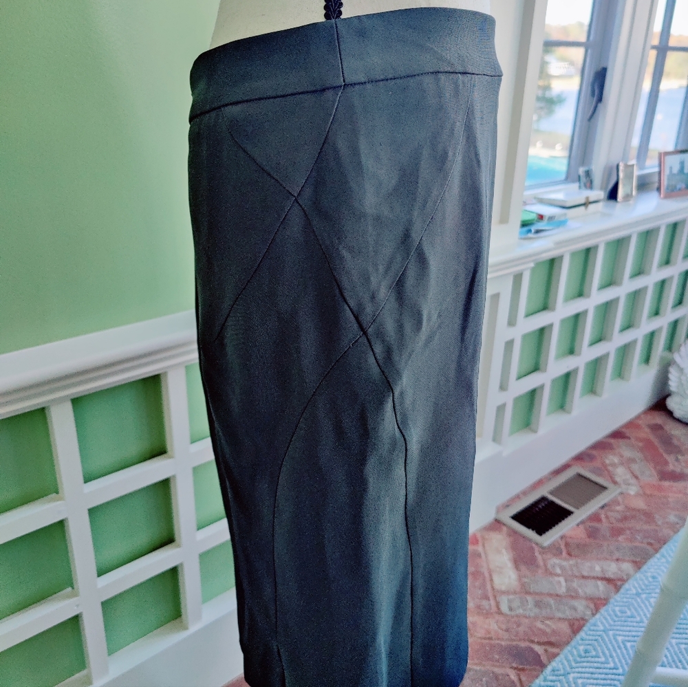 Armani Collezioni Size 42 dark gray skirt - Picture 3 of 6